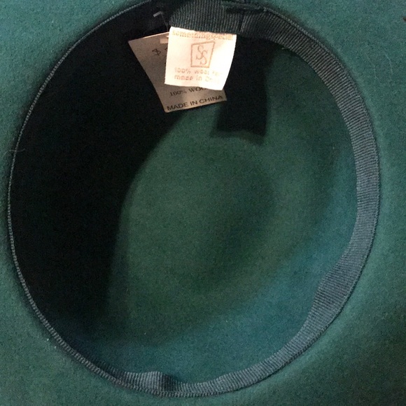 Wool flap hat.        OS - Picture 2 of 3